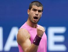 28圈-阿扎伦卡连续五场比赛得分超过出色防守，老鹰挑战极限！的简单介绍