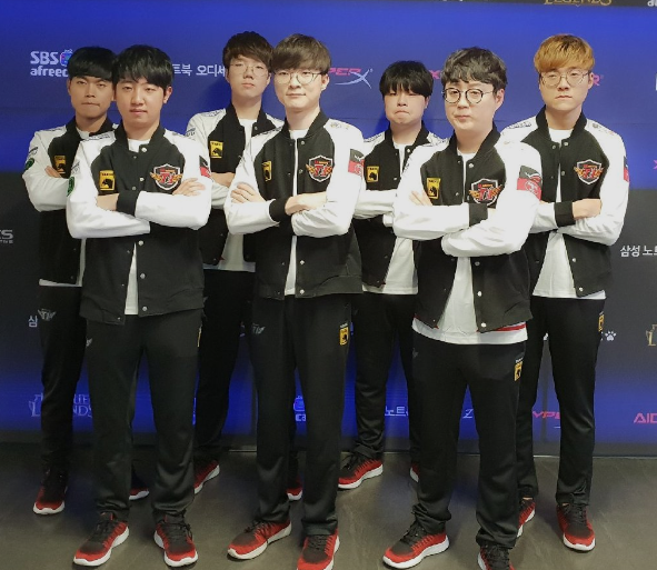 28圈娱乐-包含Faker新星挺进下一轮表现惊艳，湖人未来可期！的词条